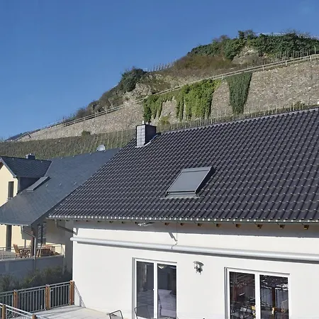 Amazing In Mosel With 3 Bedrooms And Wifi *