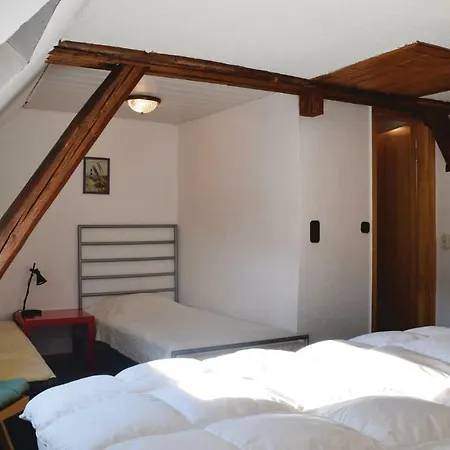 Amazing In Mosel With 3 Bedrooms And Wifi *